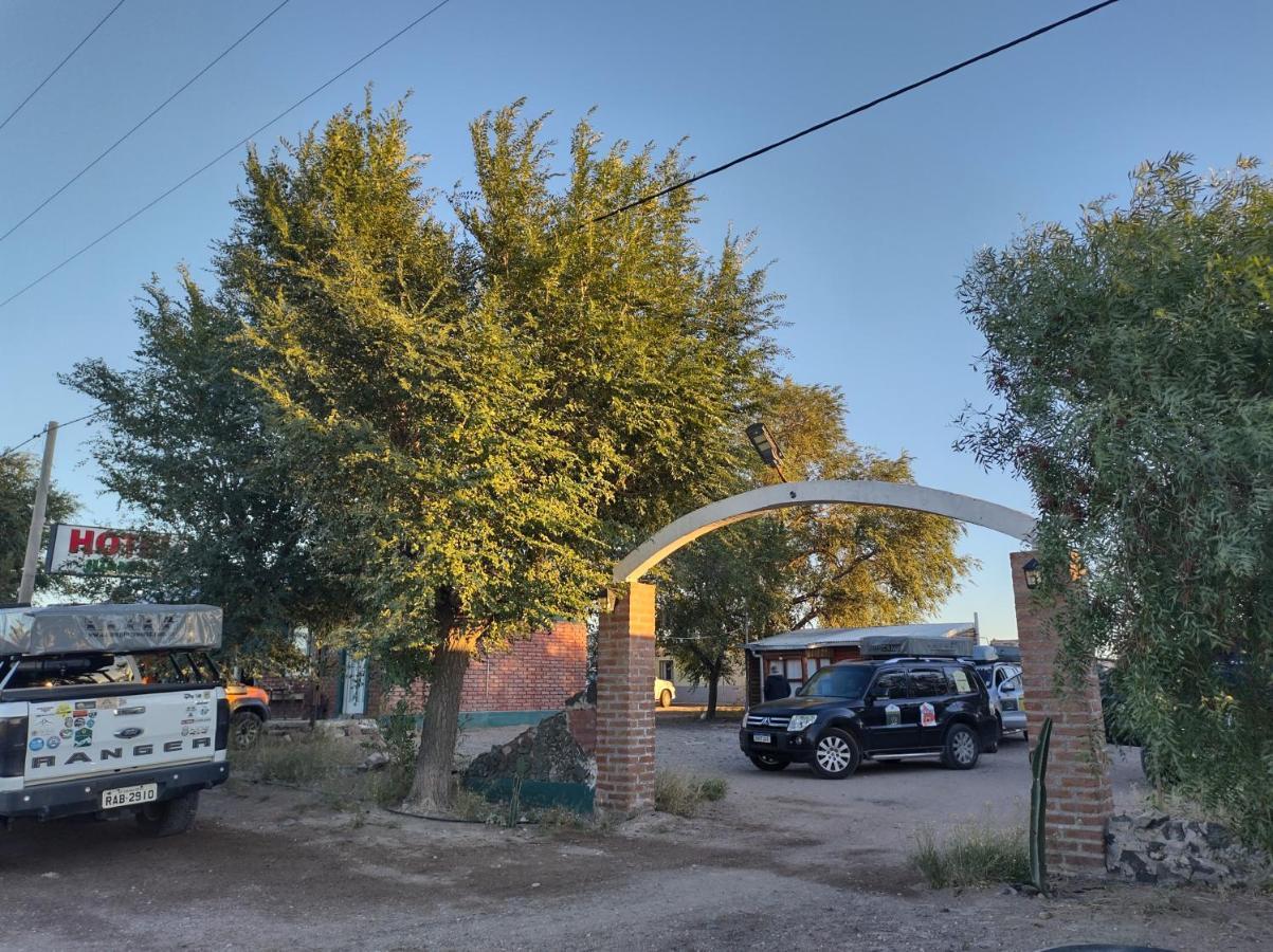 Hotel Juanita Puelches Exterior photo